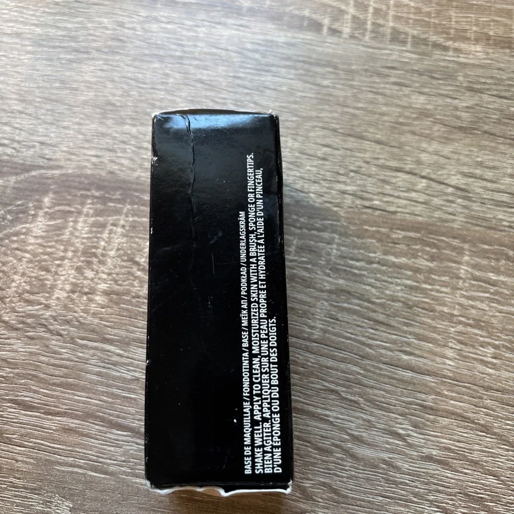 MAC Studio Radiance Serum-Powered Foundation NC17 1 oz Full Size
